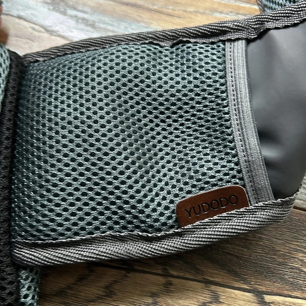 YUDODO breathable grey mesh travel sling bag carrier for dogs/cats size M NWT